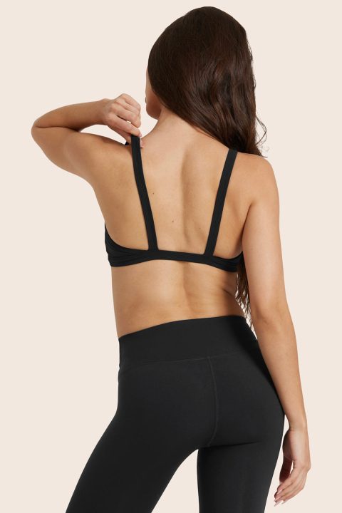AIRLUXE™ BREATHE TRIANGLE BRA - ONYX