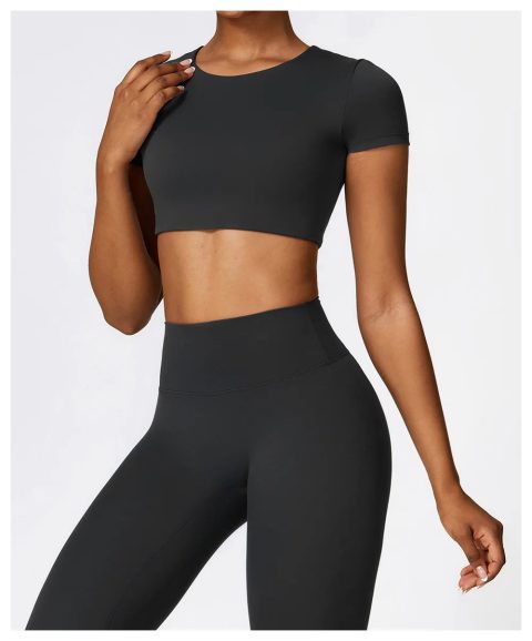 Round Neck Cropped Simple Top