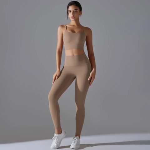 2 Piece Set Thin Strapped Sports Bra and Leggings