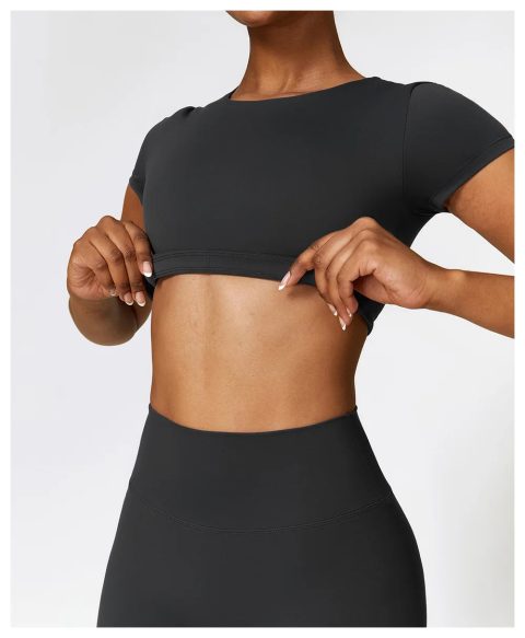 Round Neck Cropped Simple Top